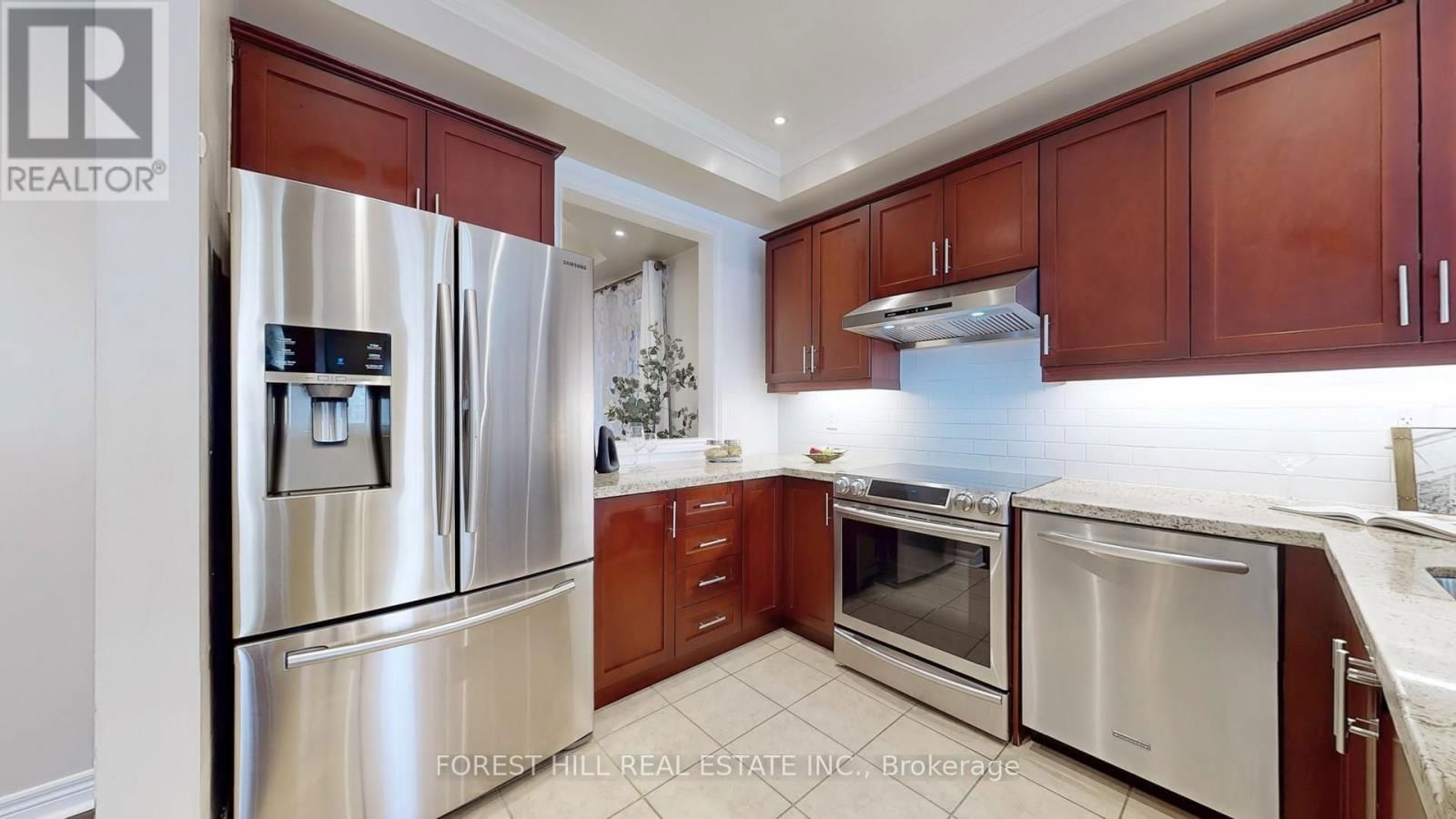 57 - 280 PARADELLE DRIVE Image 14