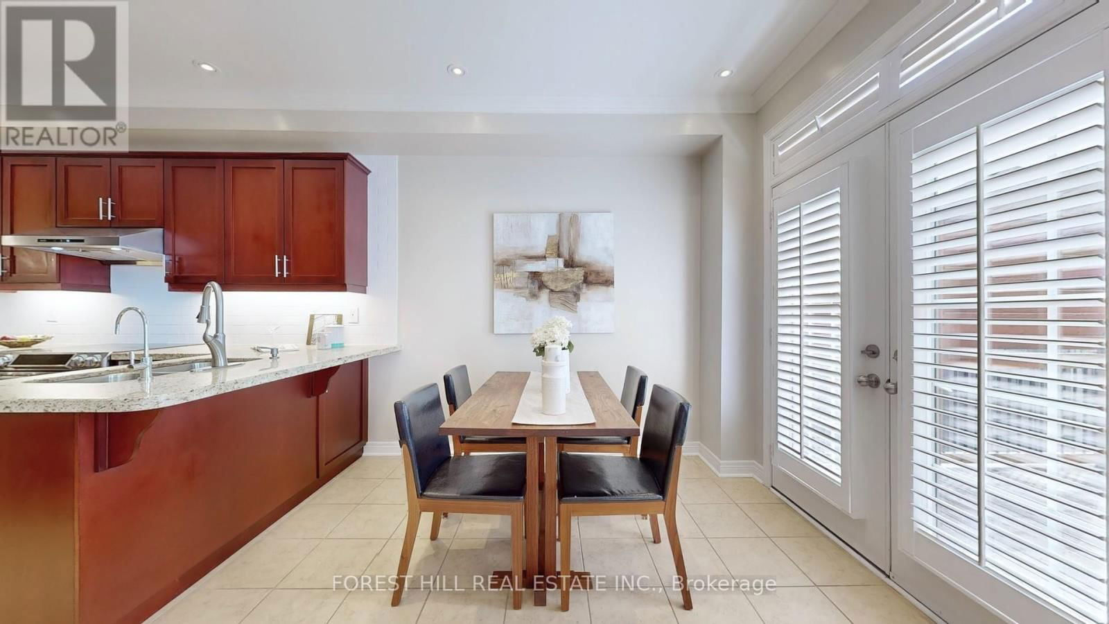 57 - 280 PARADELLE DRIVE Image 18