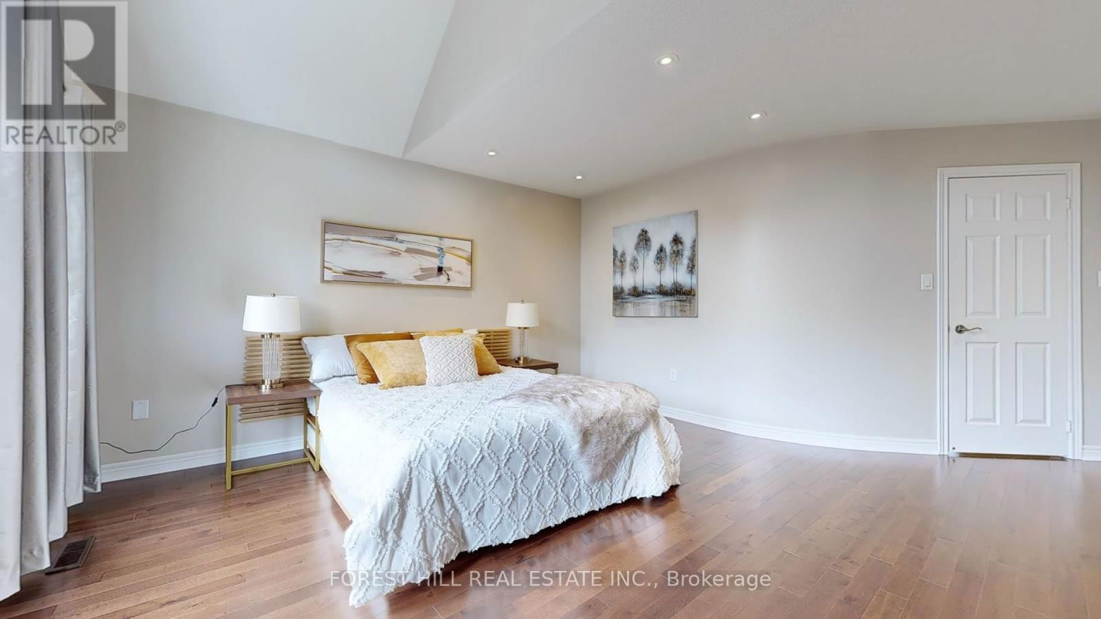57 - 280 PARADELLE DRIVE Image 25