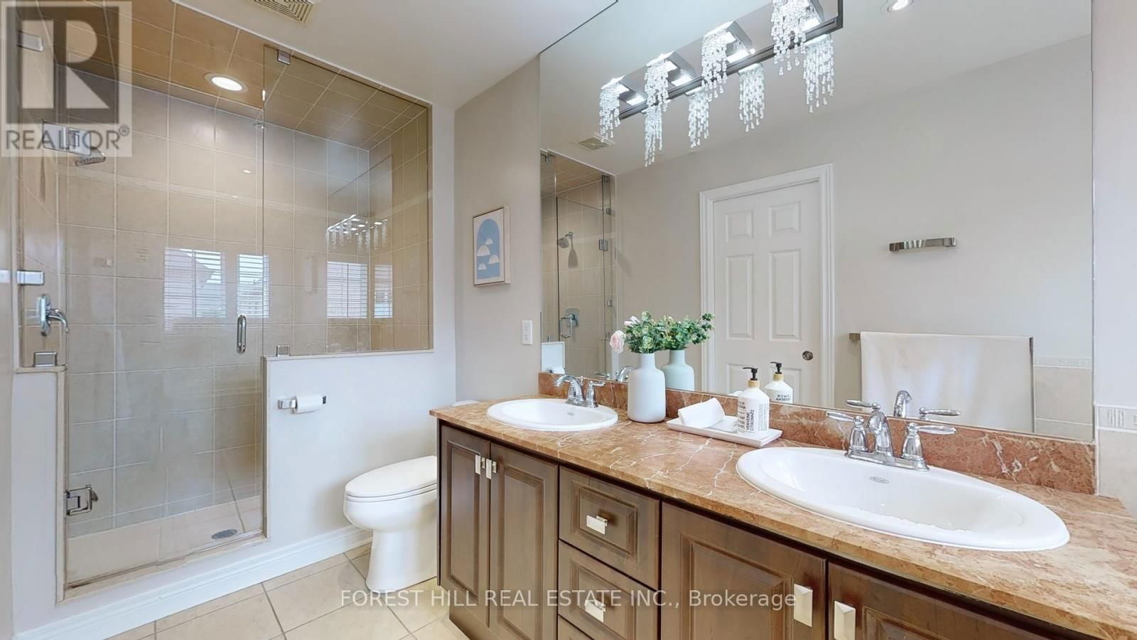 57 - 280 PARADELLE DRIVE Image 27