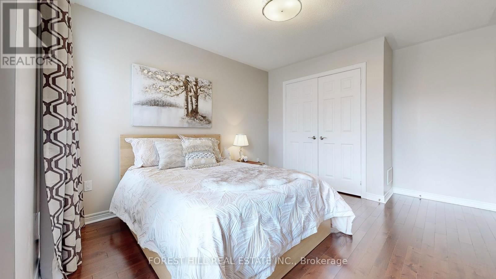 57 - 280 PARADELLE DRIVE Image 30