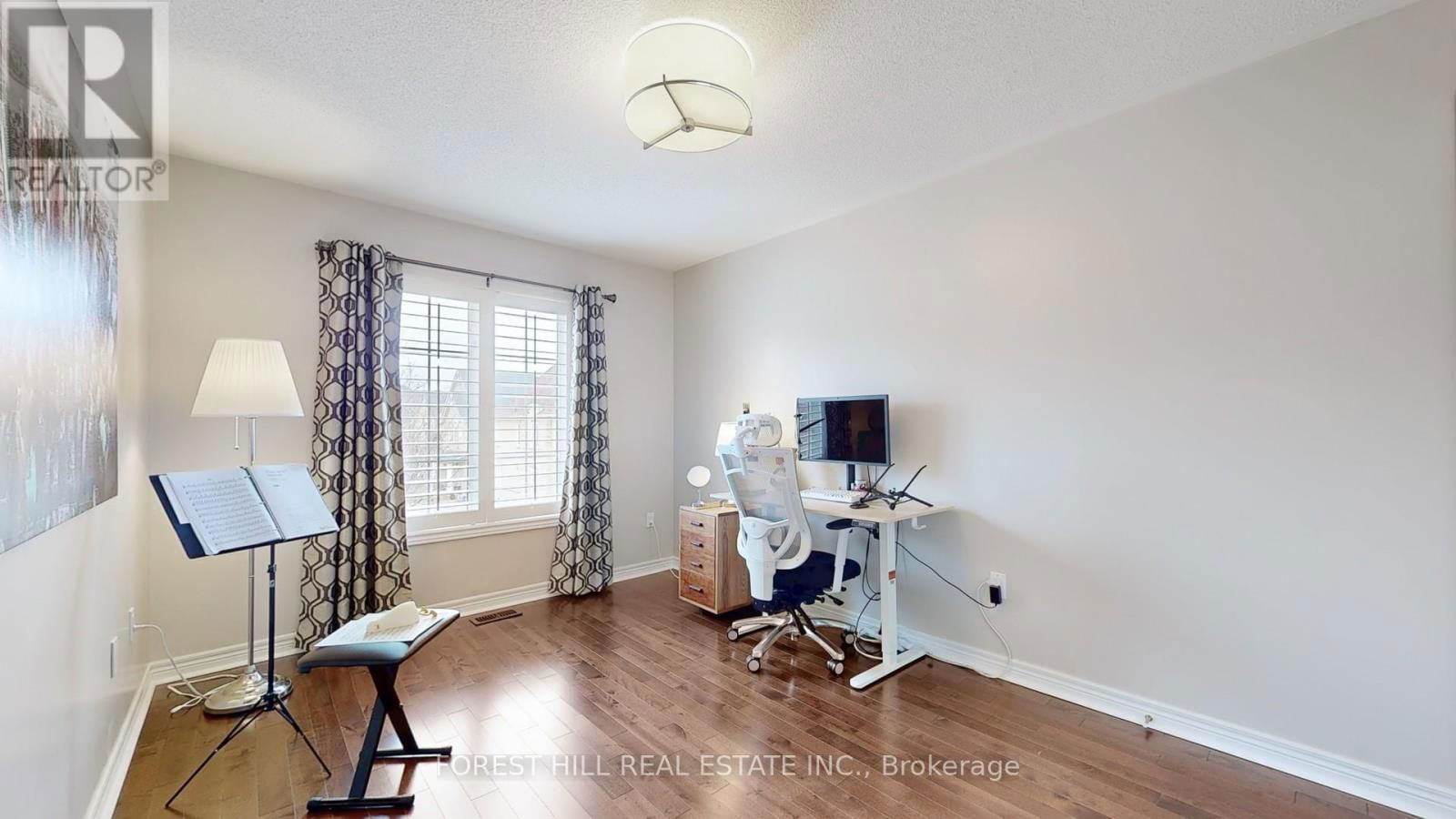 57 - 280 PARADELLE DRIVE Image 34