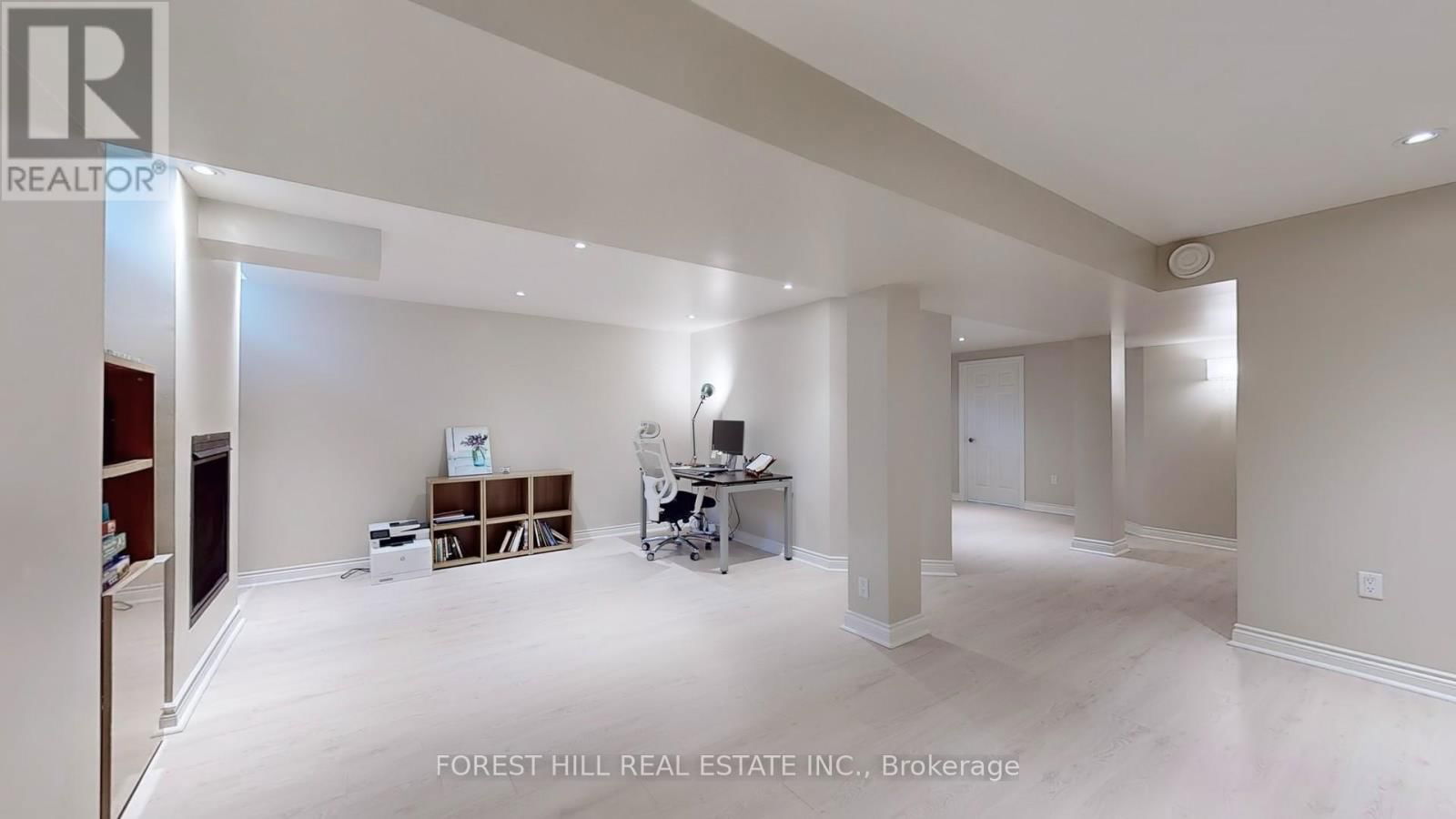 57 - 280 PARADELLE DRIVE Image 38