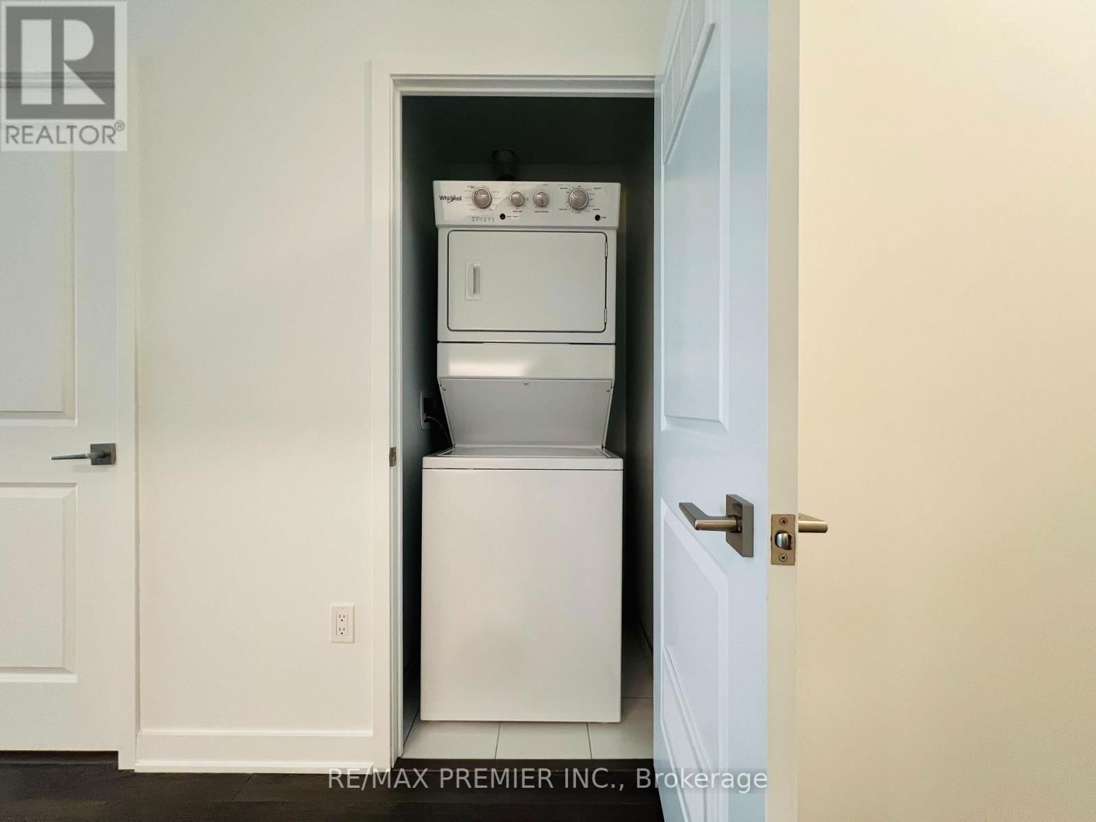 204 - 85 ONEIDA CRESCENT Image 30