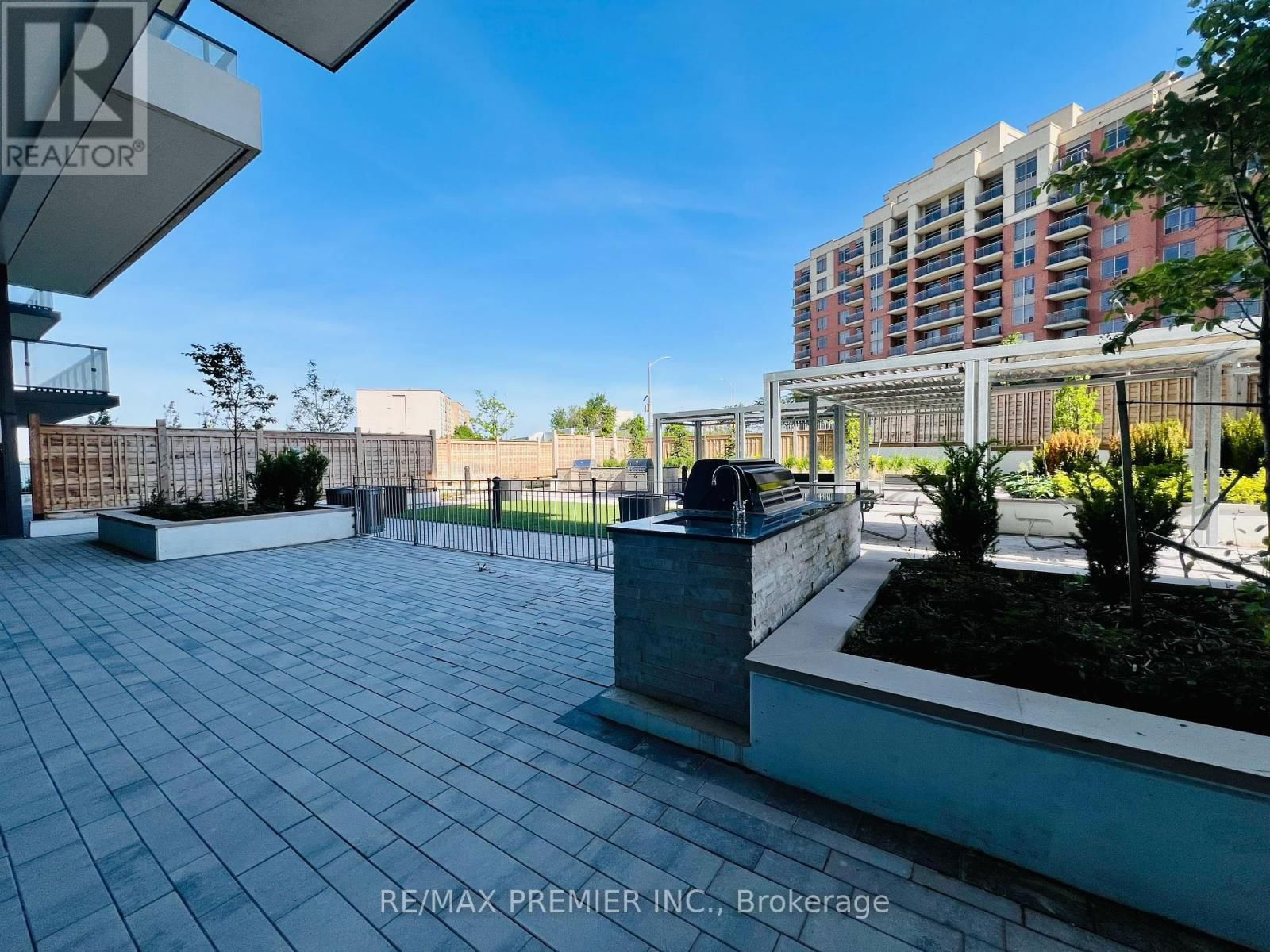 204 - 85 ONEIDA CRESCENT Image 47