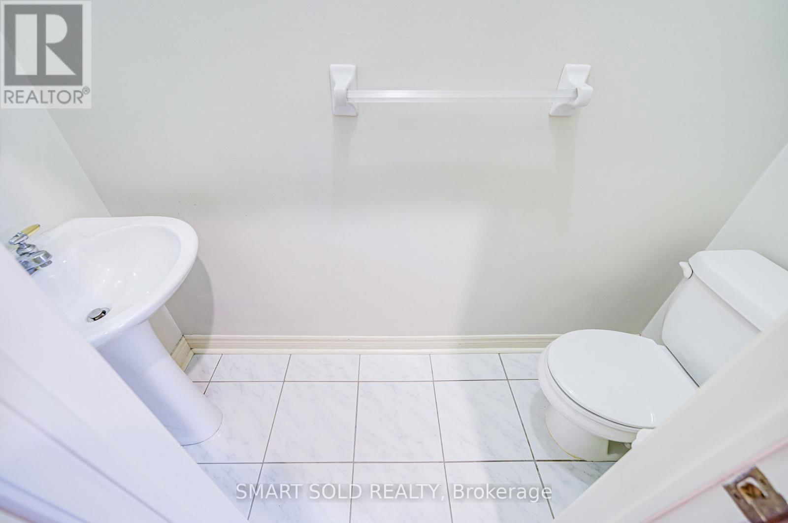 14 CANYON CREEK AVENUE Image 22