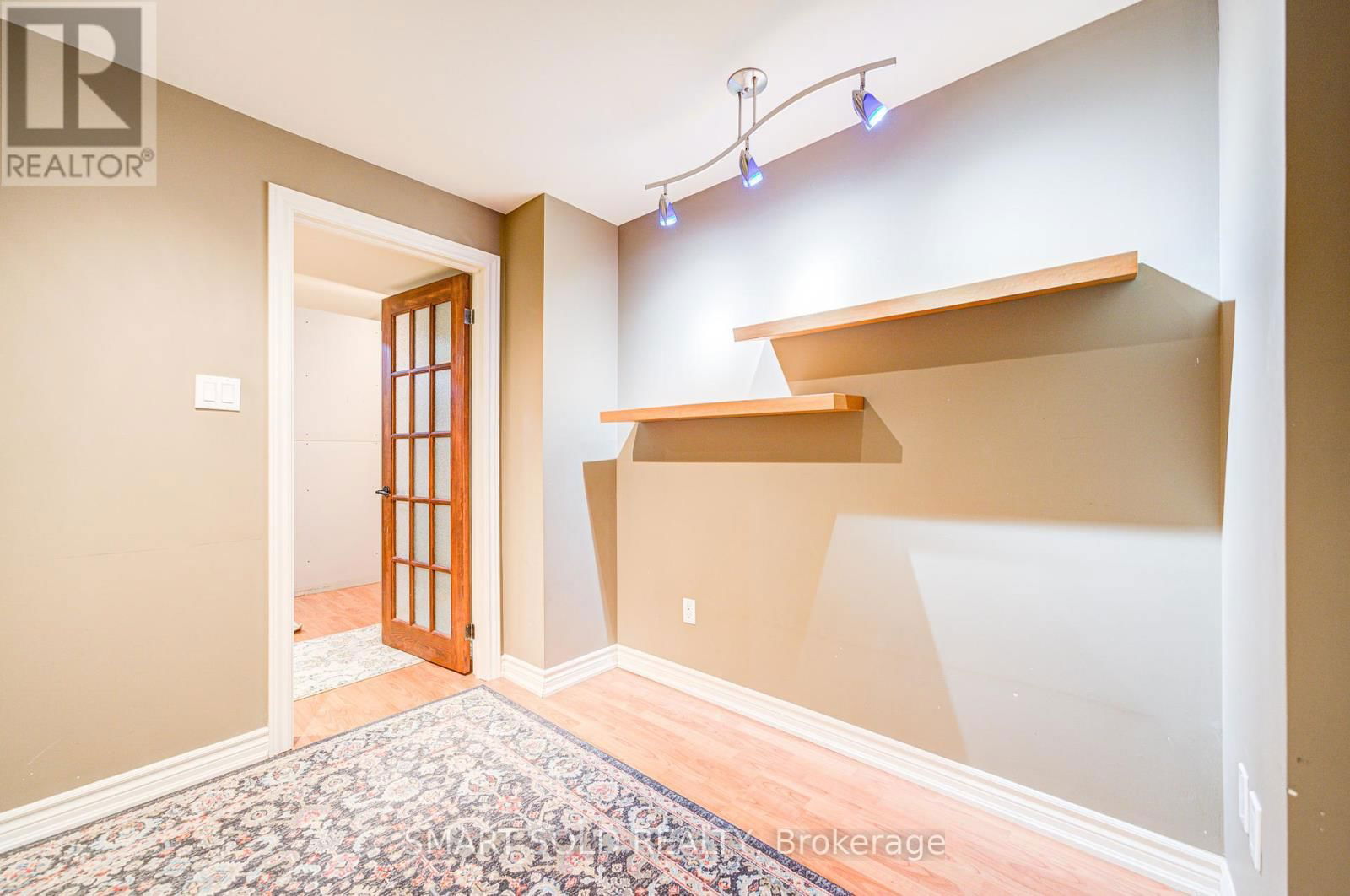 14 CANYON CREEK AVENUE Image 46