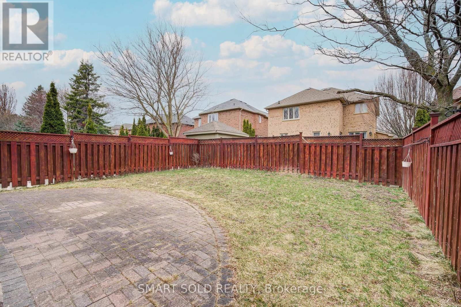 14 CANYON CREEK AVENUE Image 48