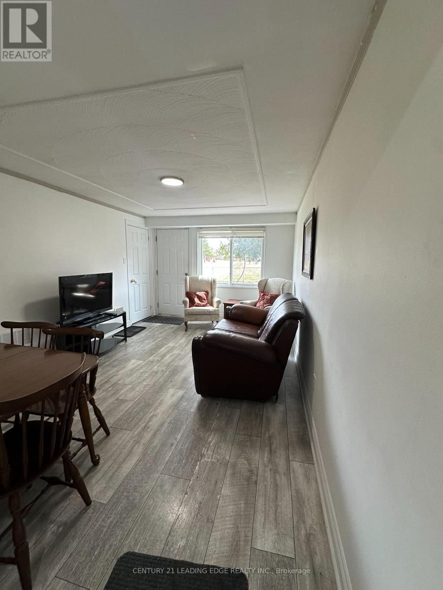 Bsmt - 98 WILLIAM ROE BOULEVARD Image 3