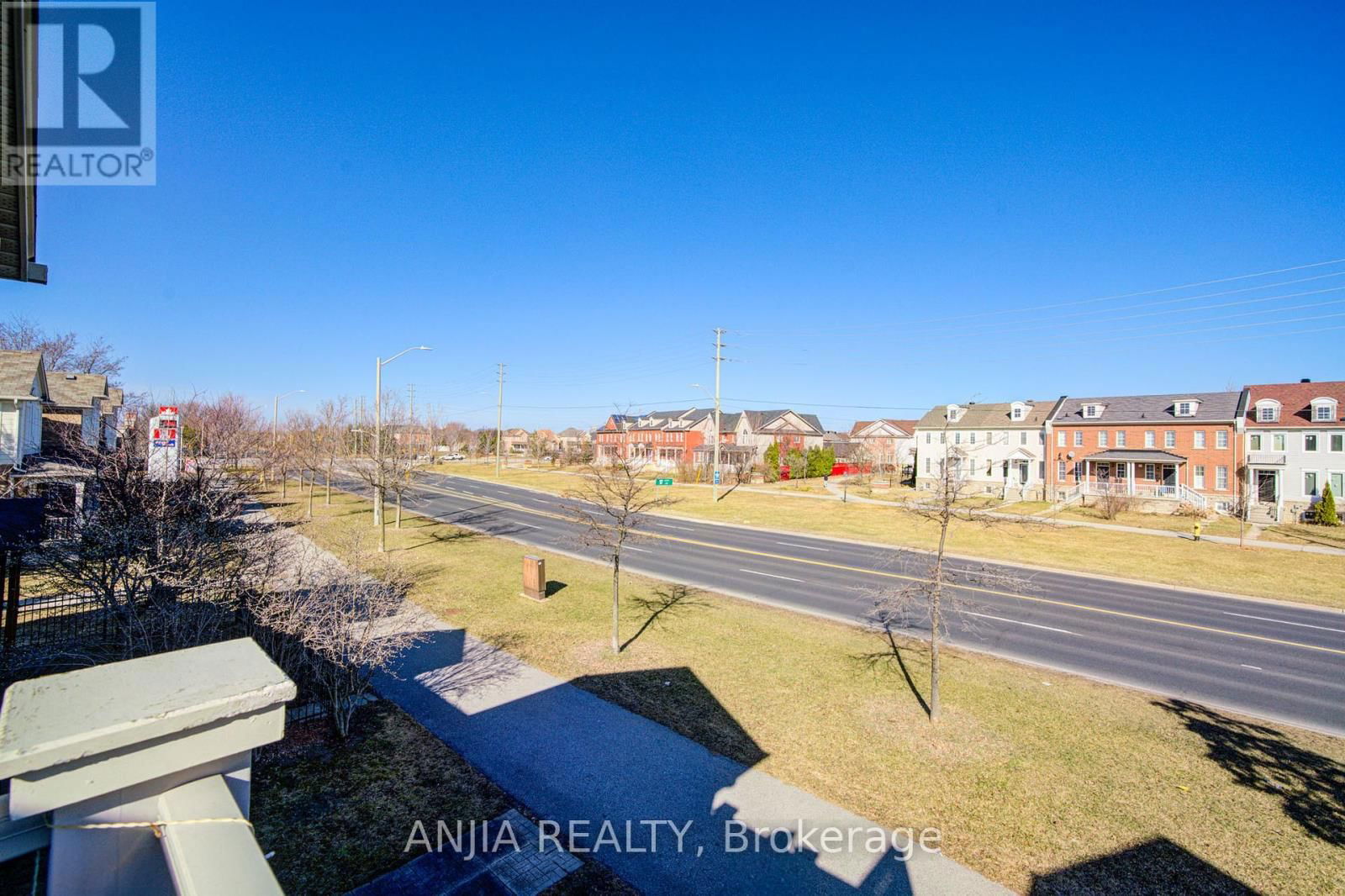 42 GAS LAMP LANE Image 34