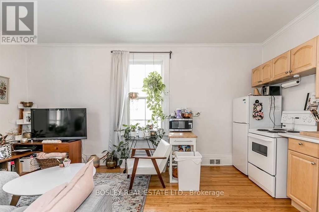 3 - 330 BOTSFORD STREET Image 6