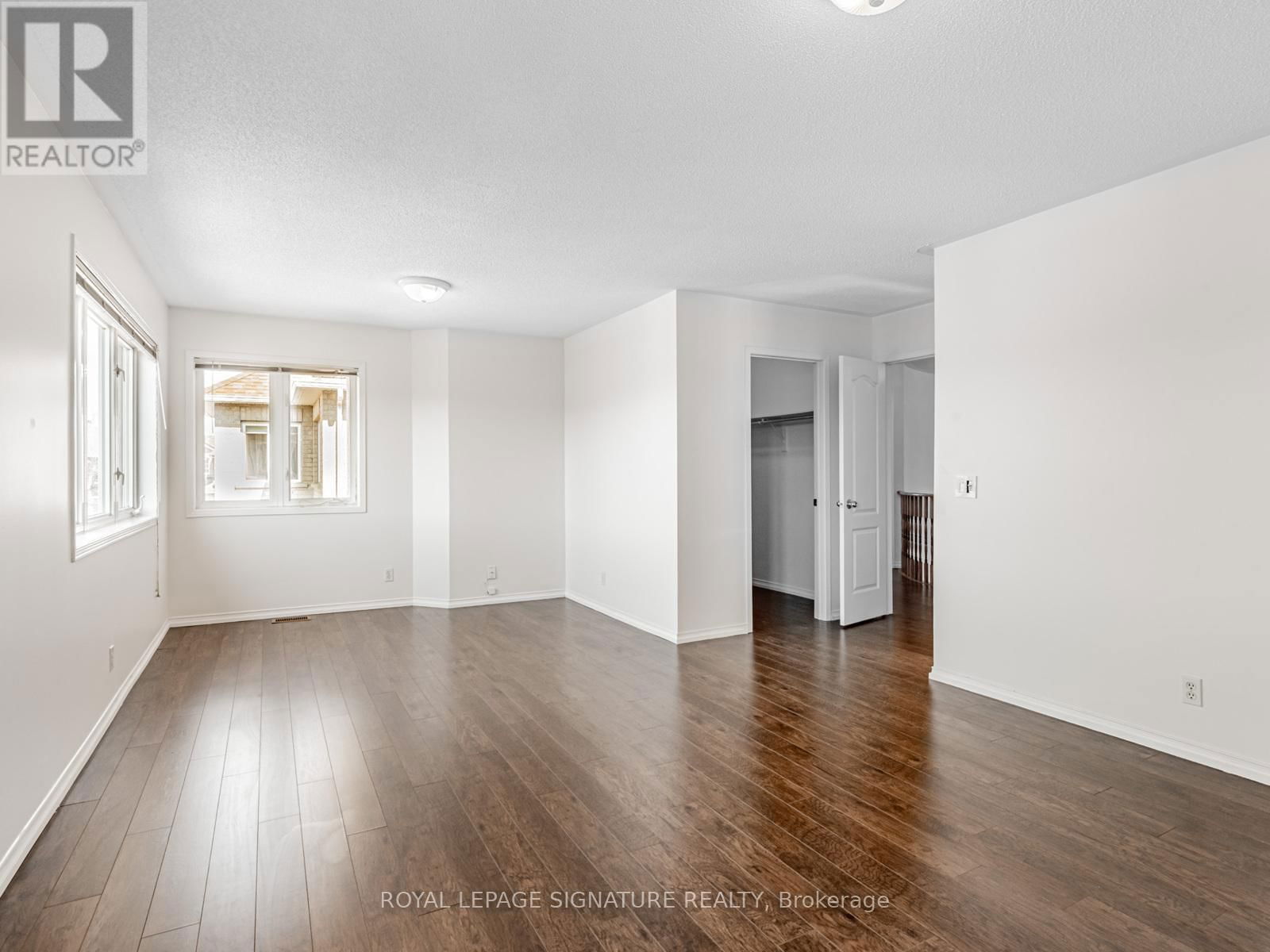 33 BILBERRY CRESCENT Image 26