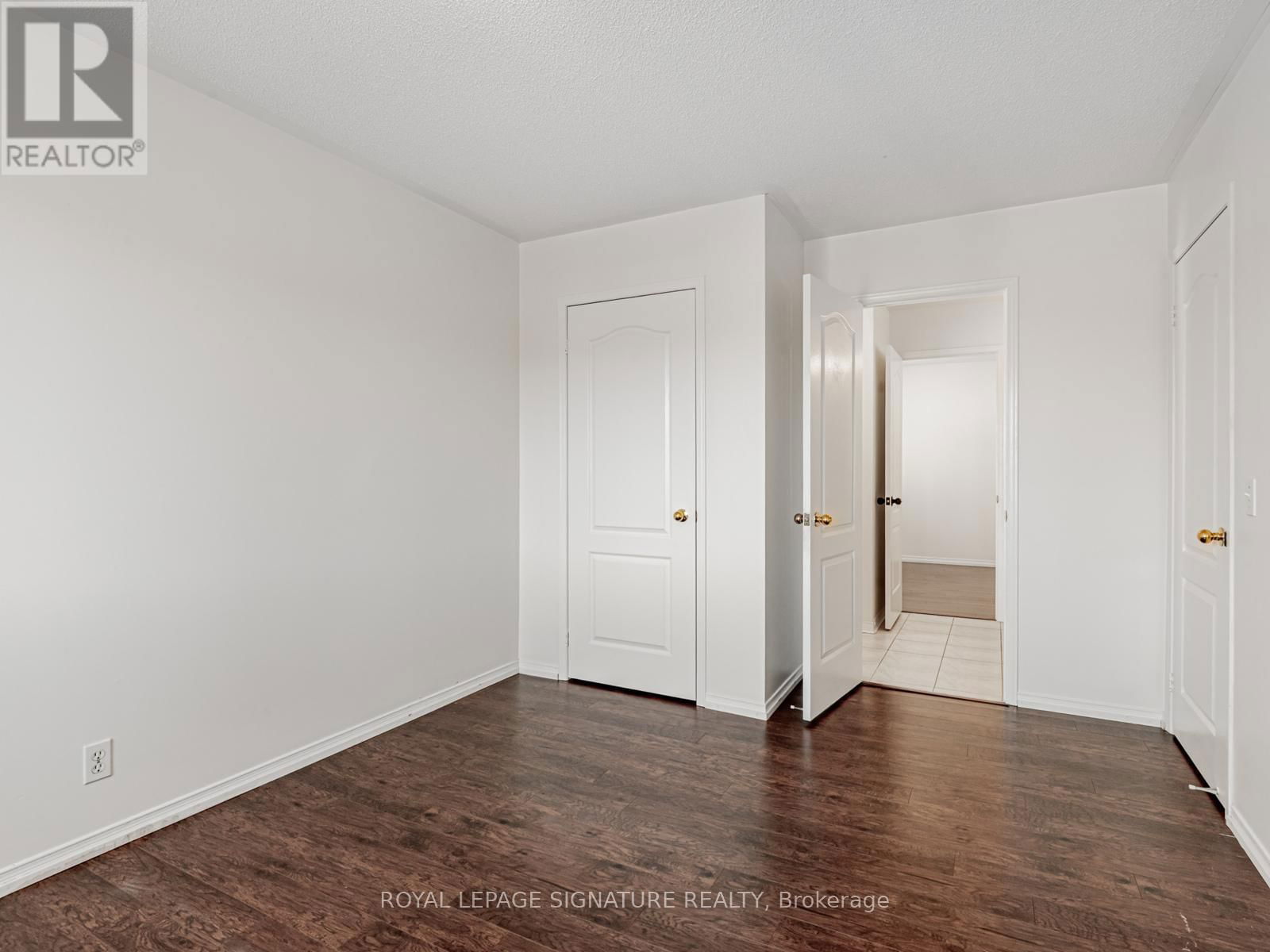 33 BILBERRY CRESCENT Image 32