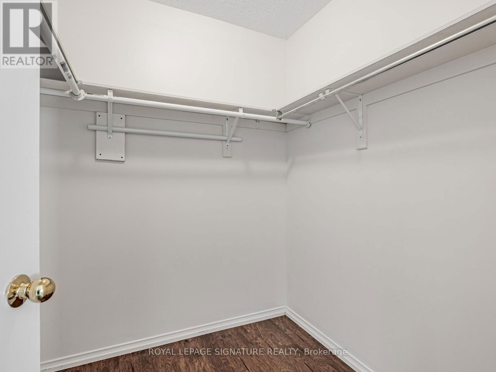 33 BILBERRY CRESCENT Image 40