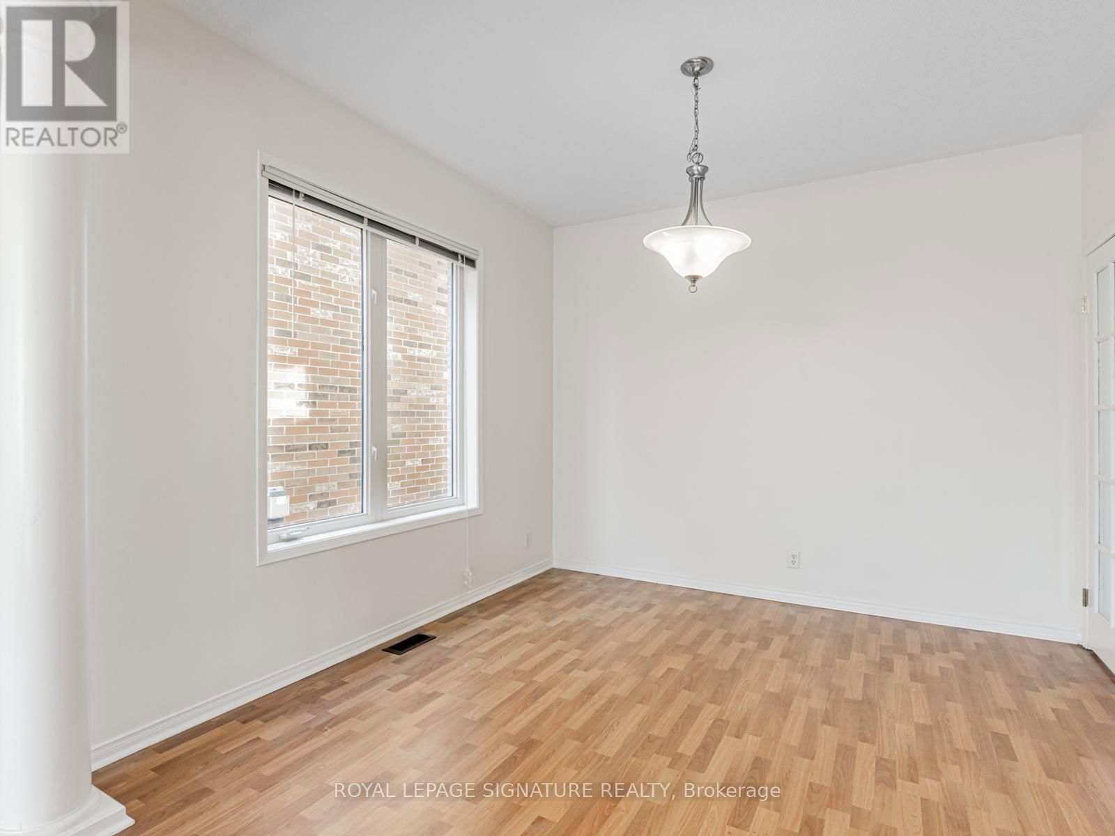 33 BILBERRY CRESCENT Image 7