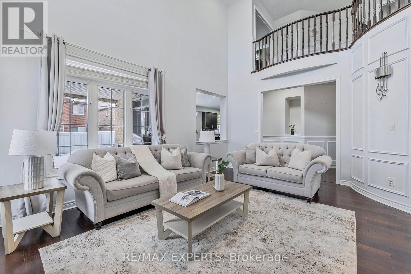 24 FARIS STREET Image 12
