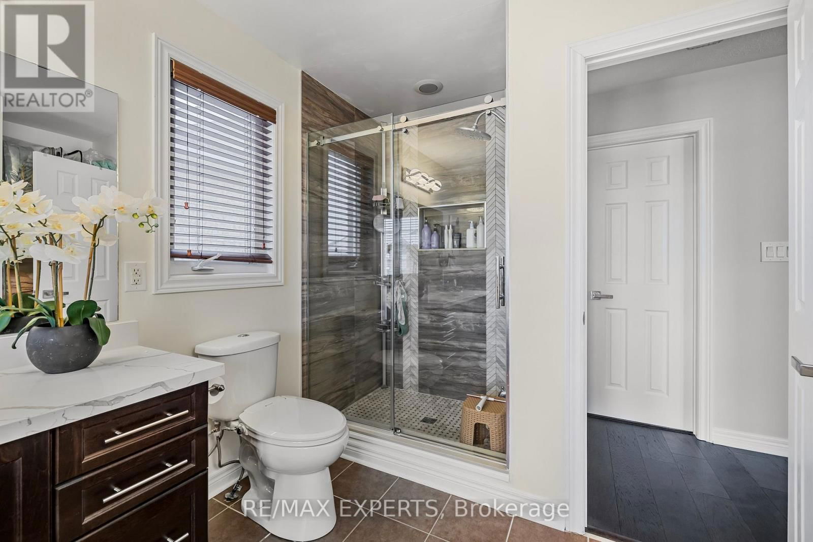 24 FARIS STREET Image 29