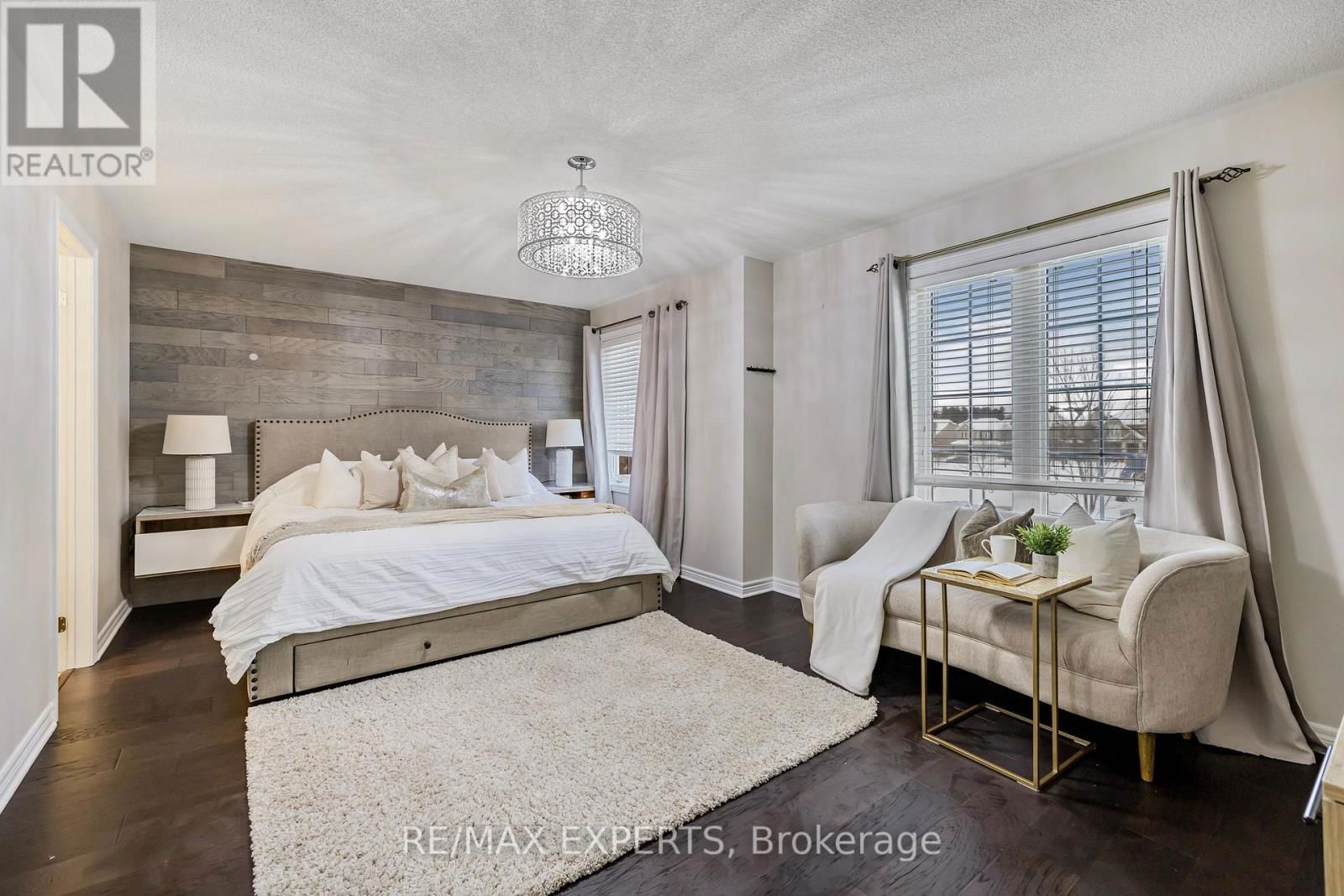 24 FARIS STREET Image 37