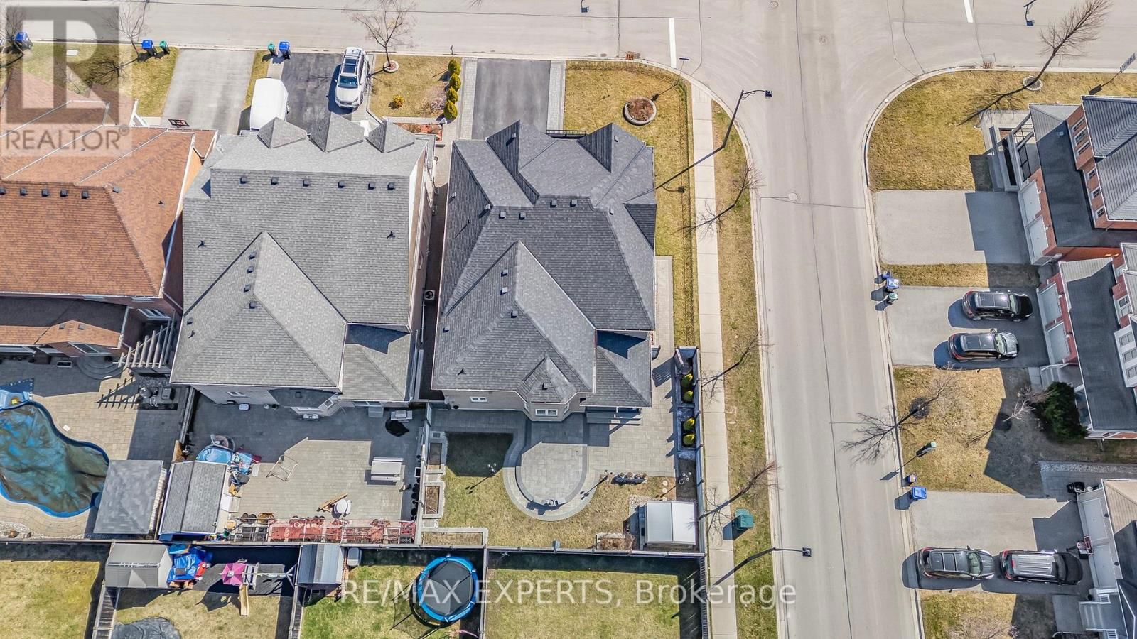 24 FARIS STREET Image 47