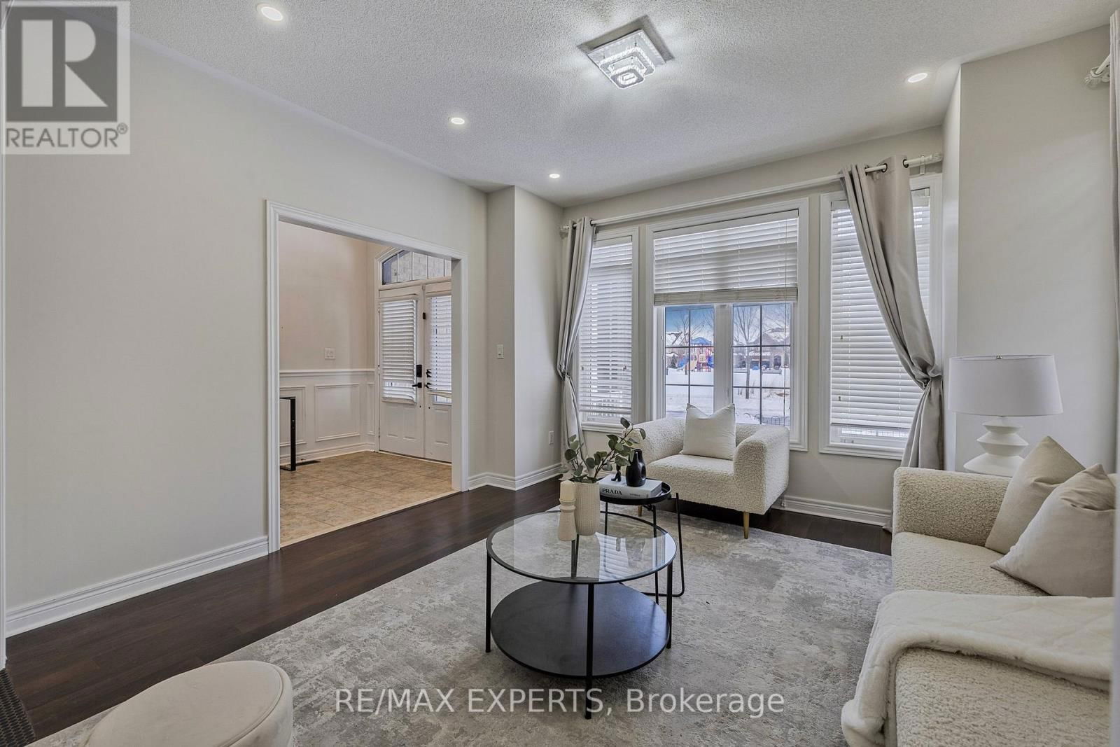 24 FARIS STREET Image 5