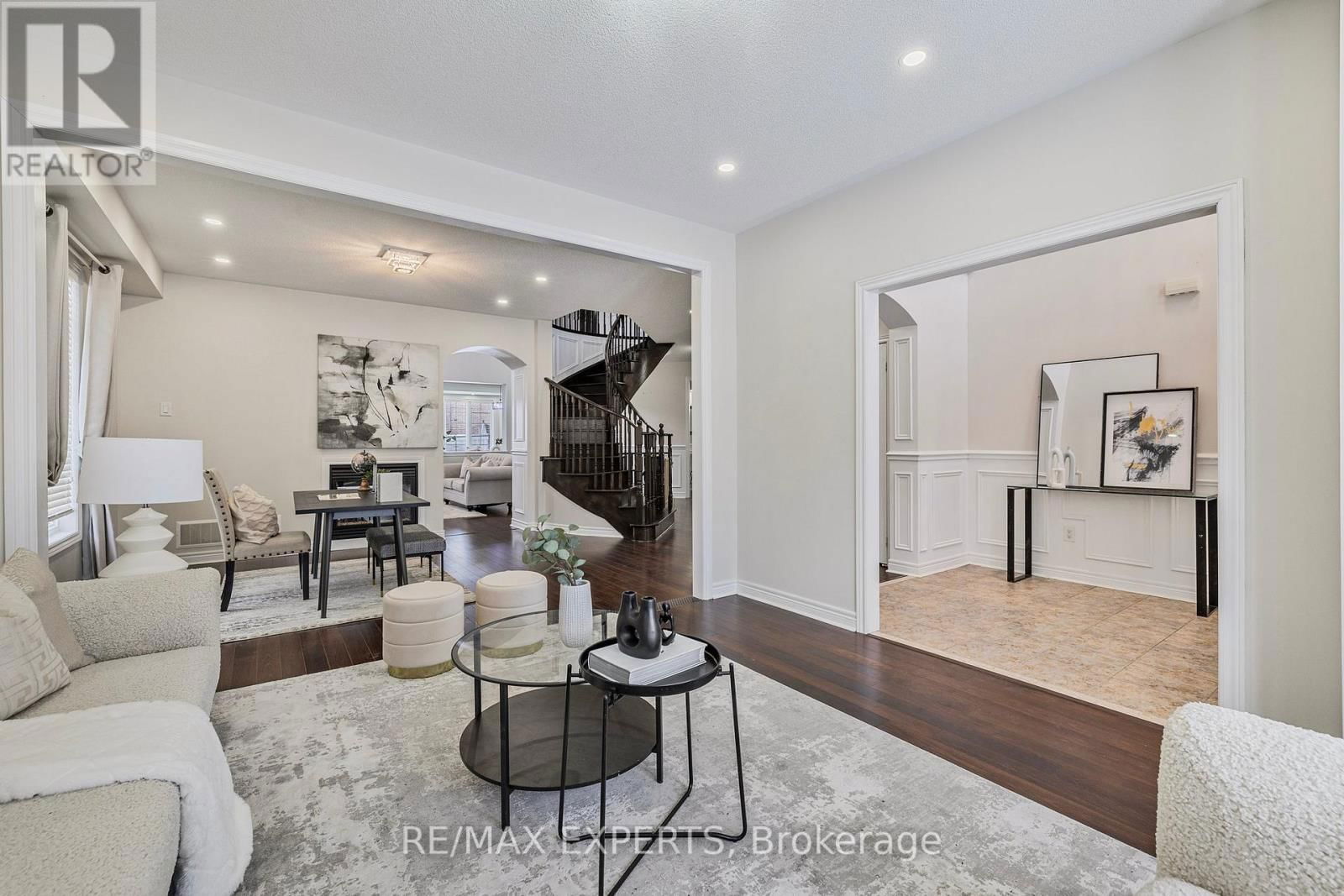 24 FARIS STREET Image 6