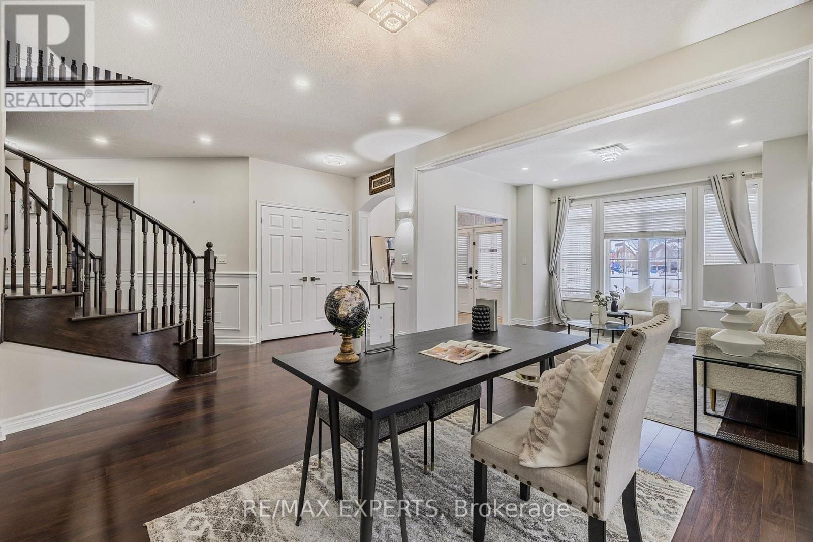 24 FARIS STREET Image 9