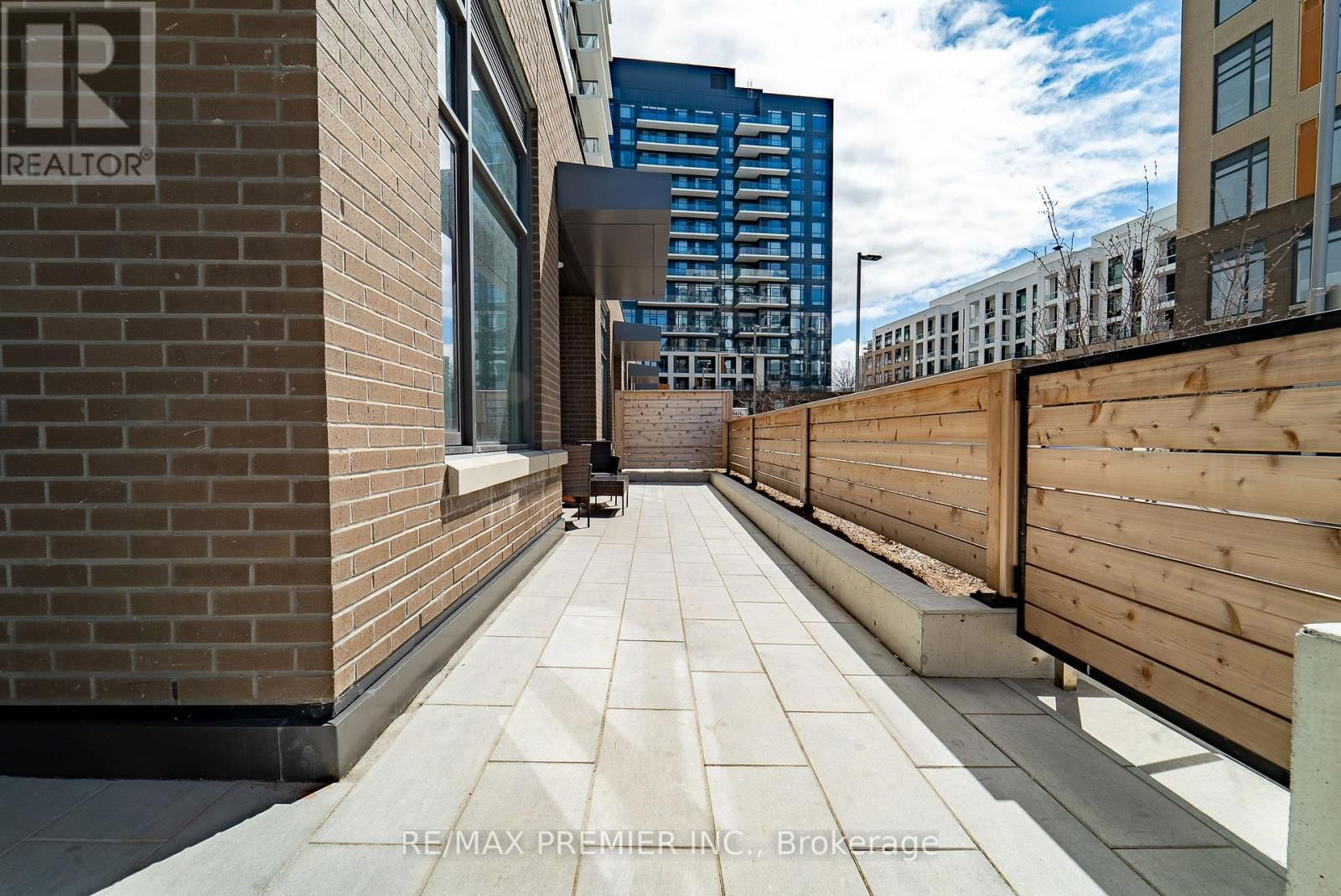 B104 - 7950 BATHURST STREET Image 33