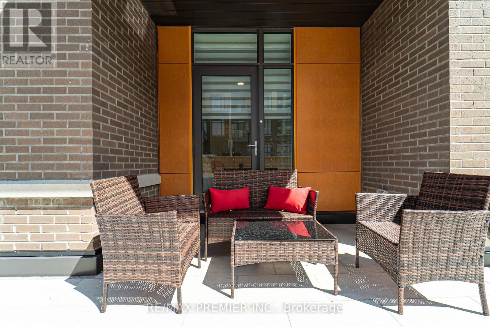 B104 - 7950 BATHURST STREET Image 35