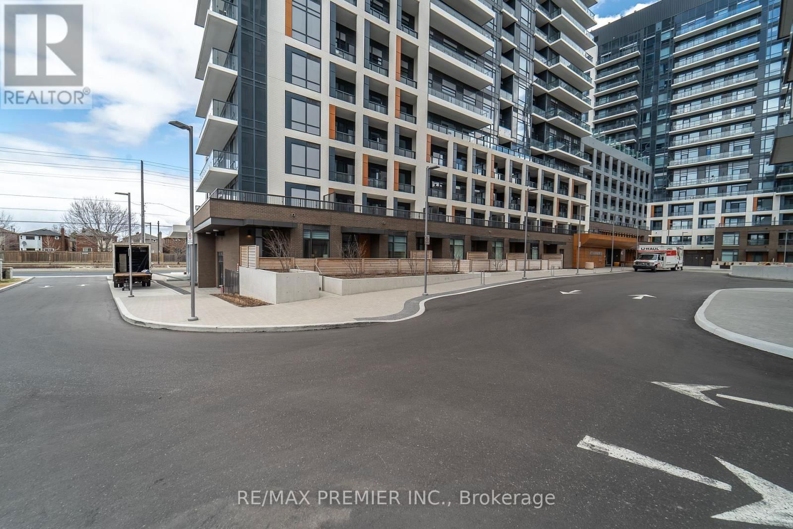 B104 - 7950 BATHURST STREET Image 36