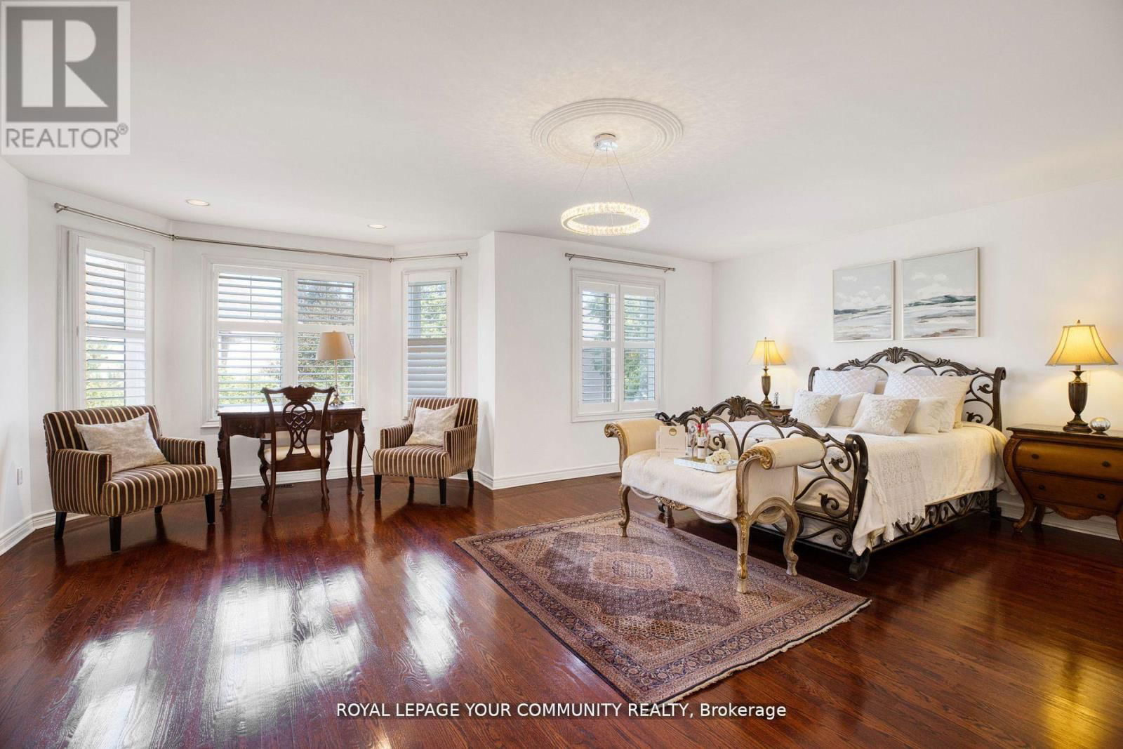 130 GREY ALDER AVENUE Image 21