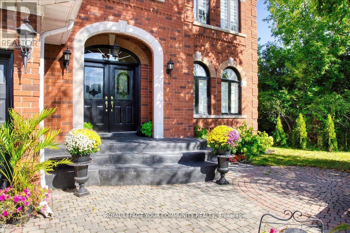 130 GREY ALDER AVENUE Image 3