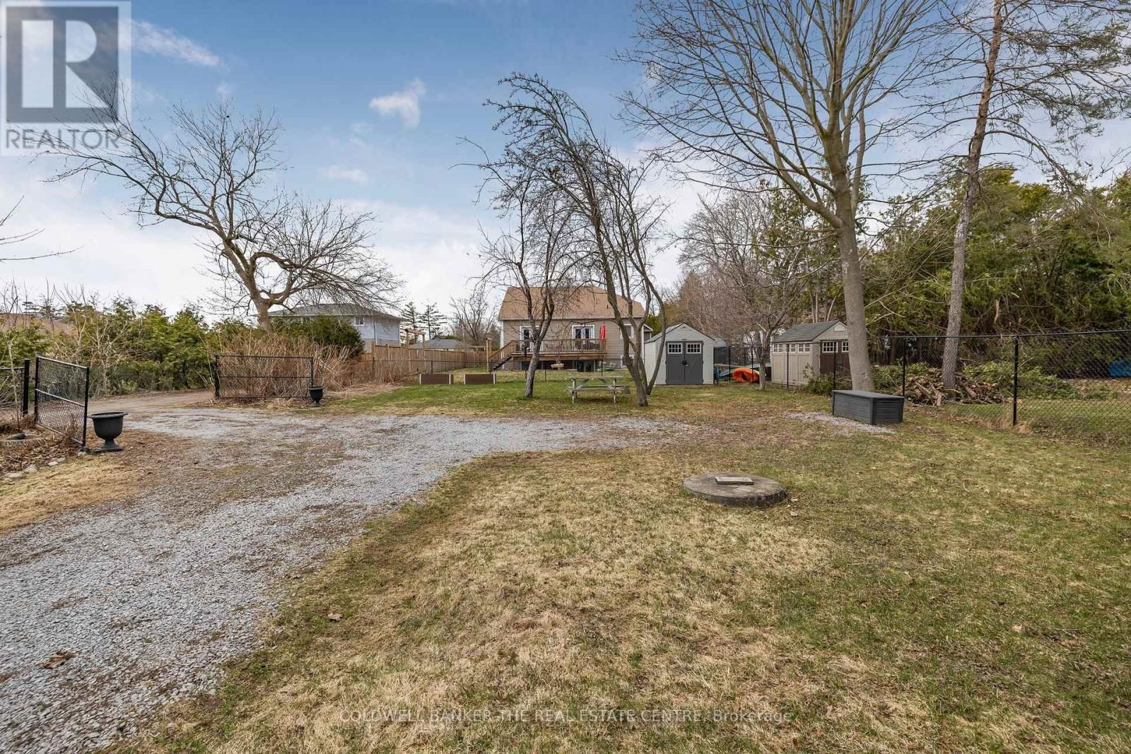 27026 KENNEDY ROAD Image 17