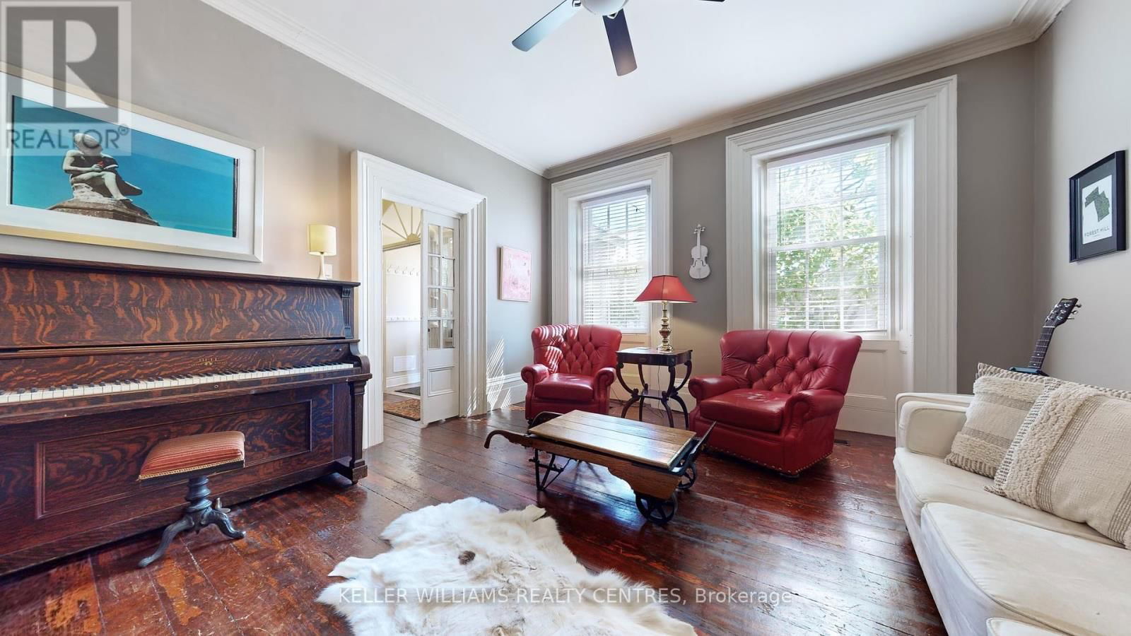 19374 YONGE STREET Image 4