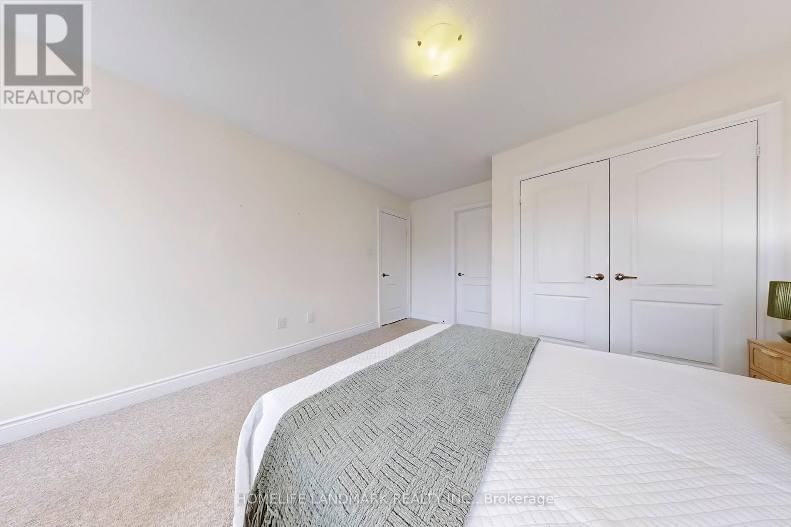 199 JOHN DAVIS GATE Image 31