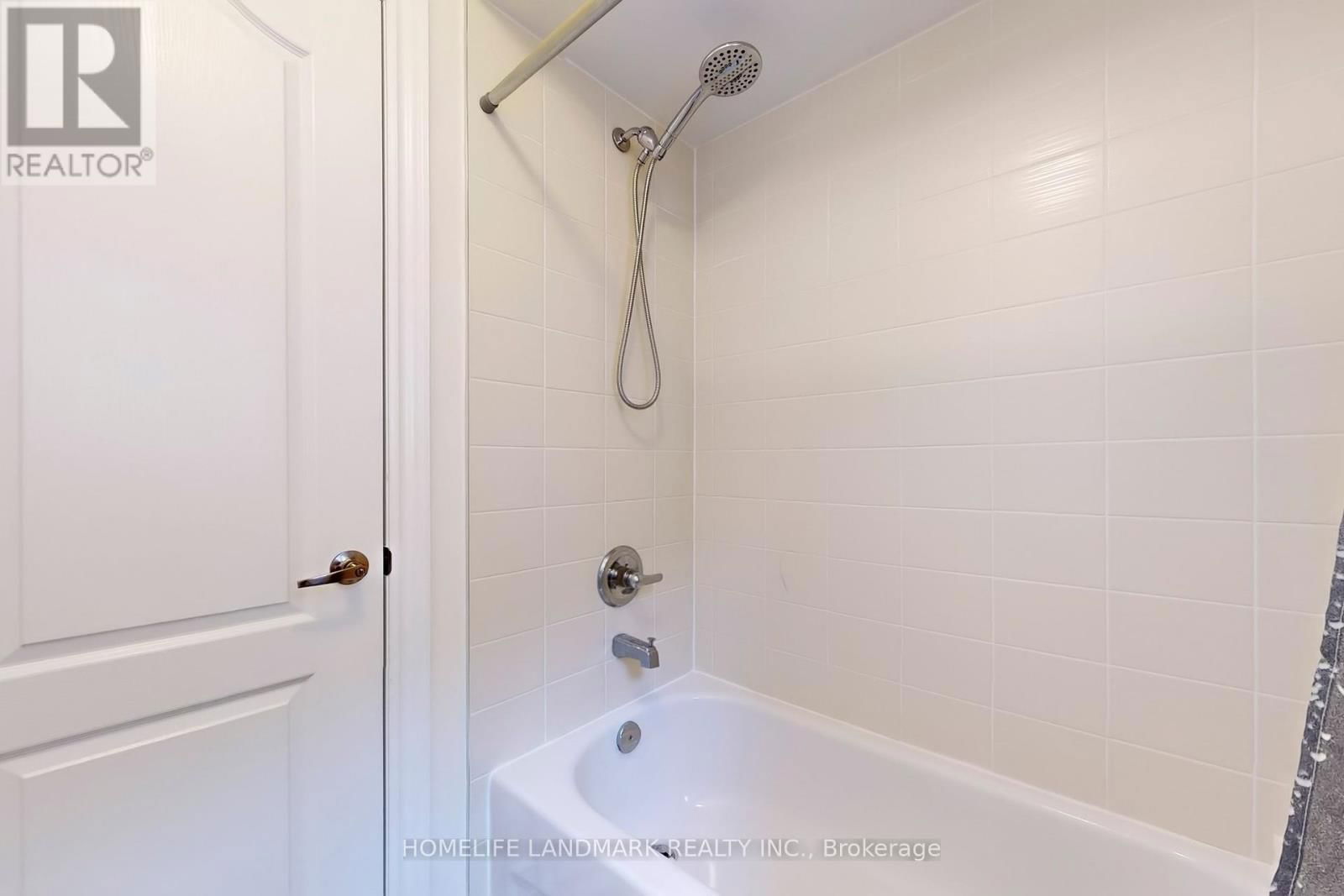 199 JOHN DAVIS GATE Image 33