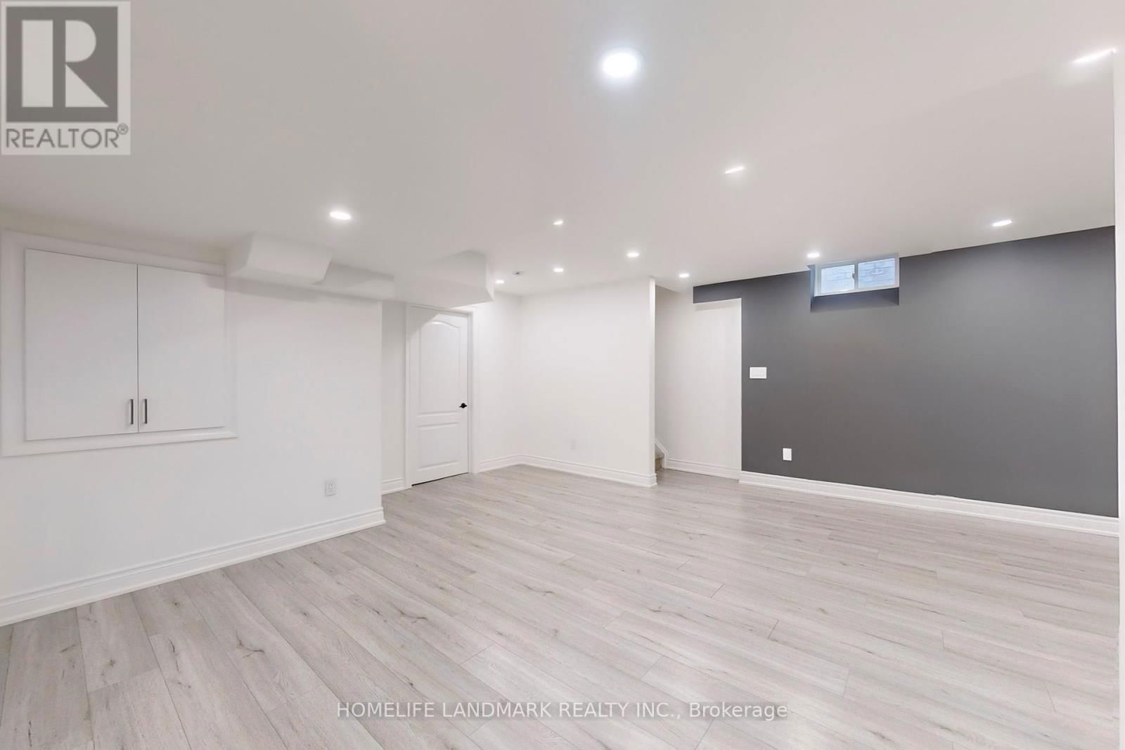 199 JOHN DAVIS GATE Image 38