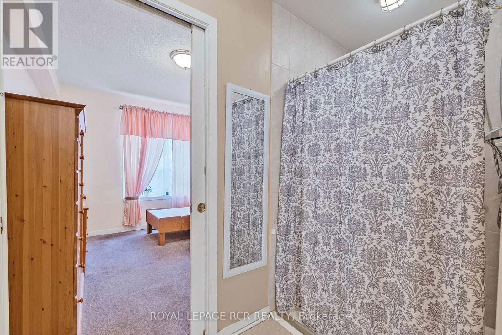 856 MAGNOLIA AVENUE Image 12