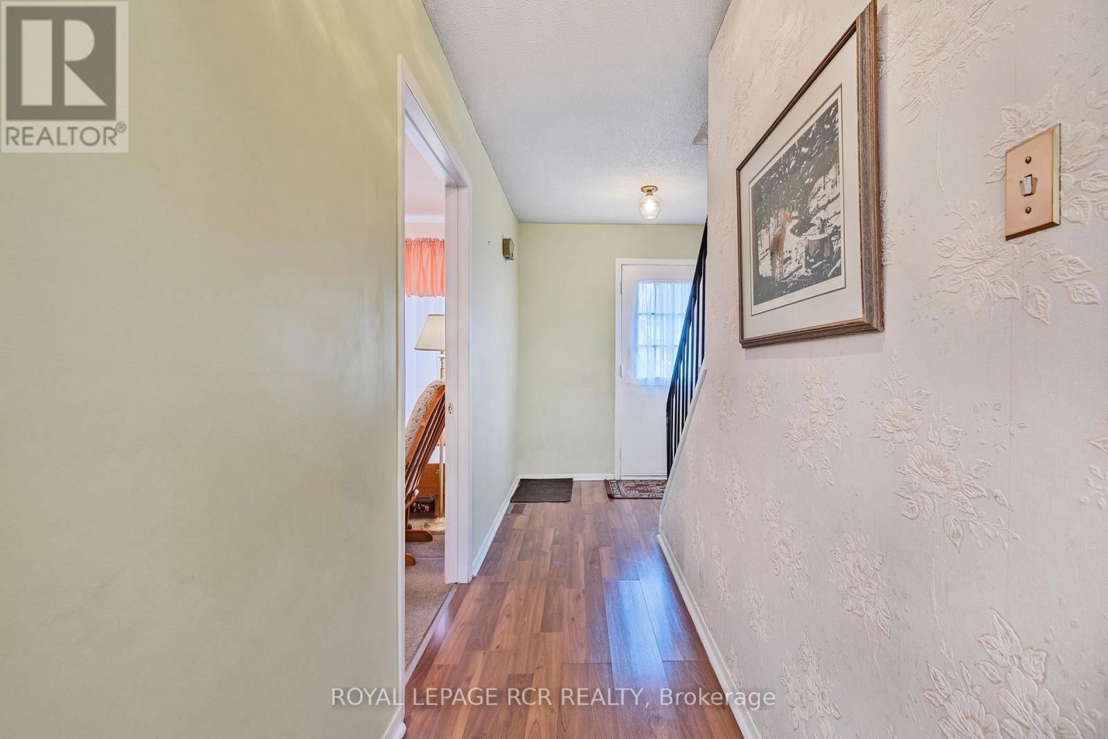 856 MAGNOLIA AVENUE Image 13