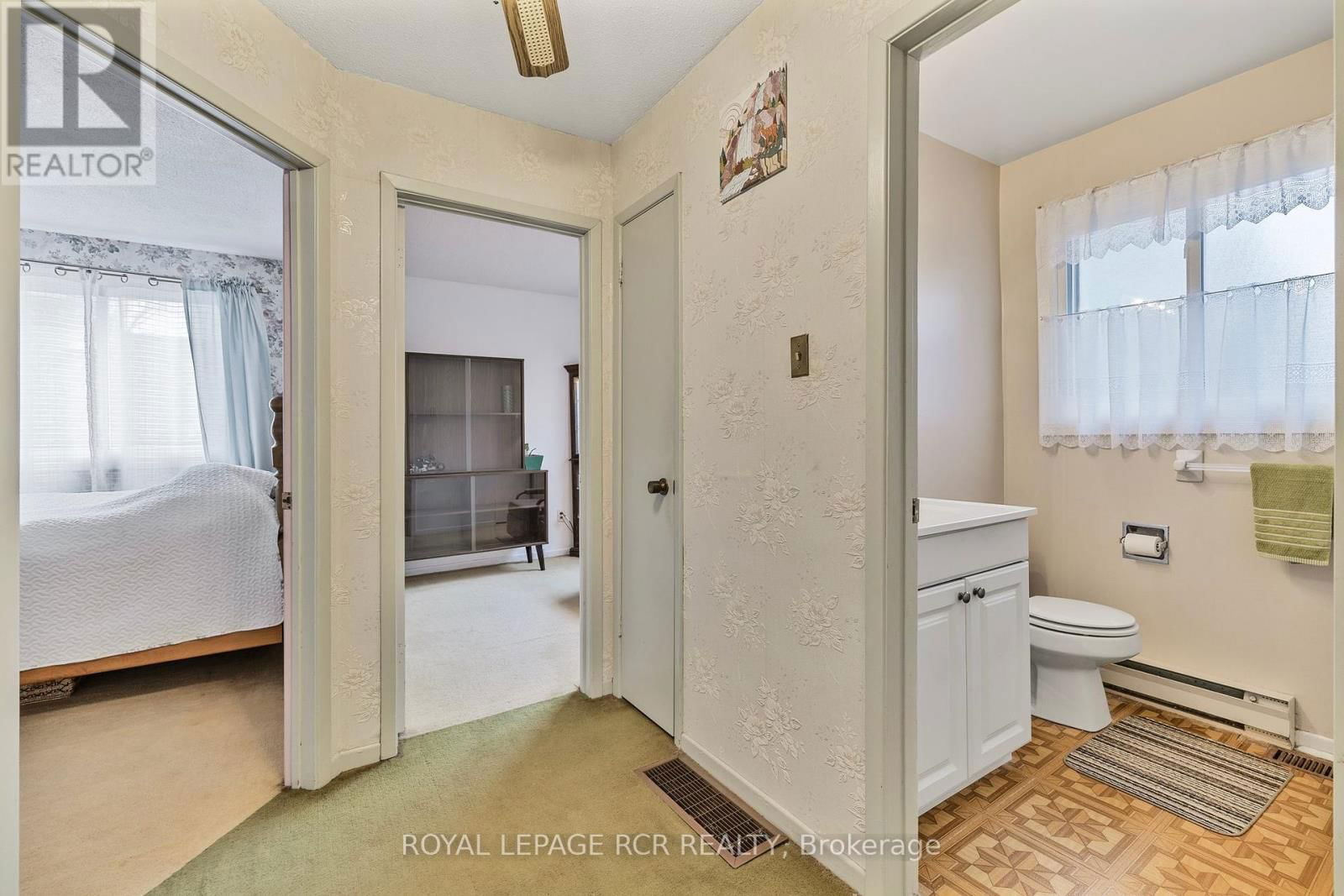 856 MAGNOLIA AVENUE Image 21