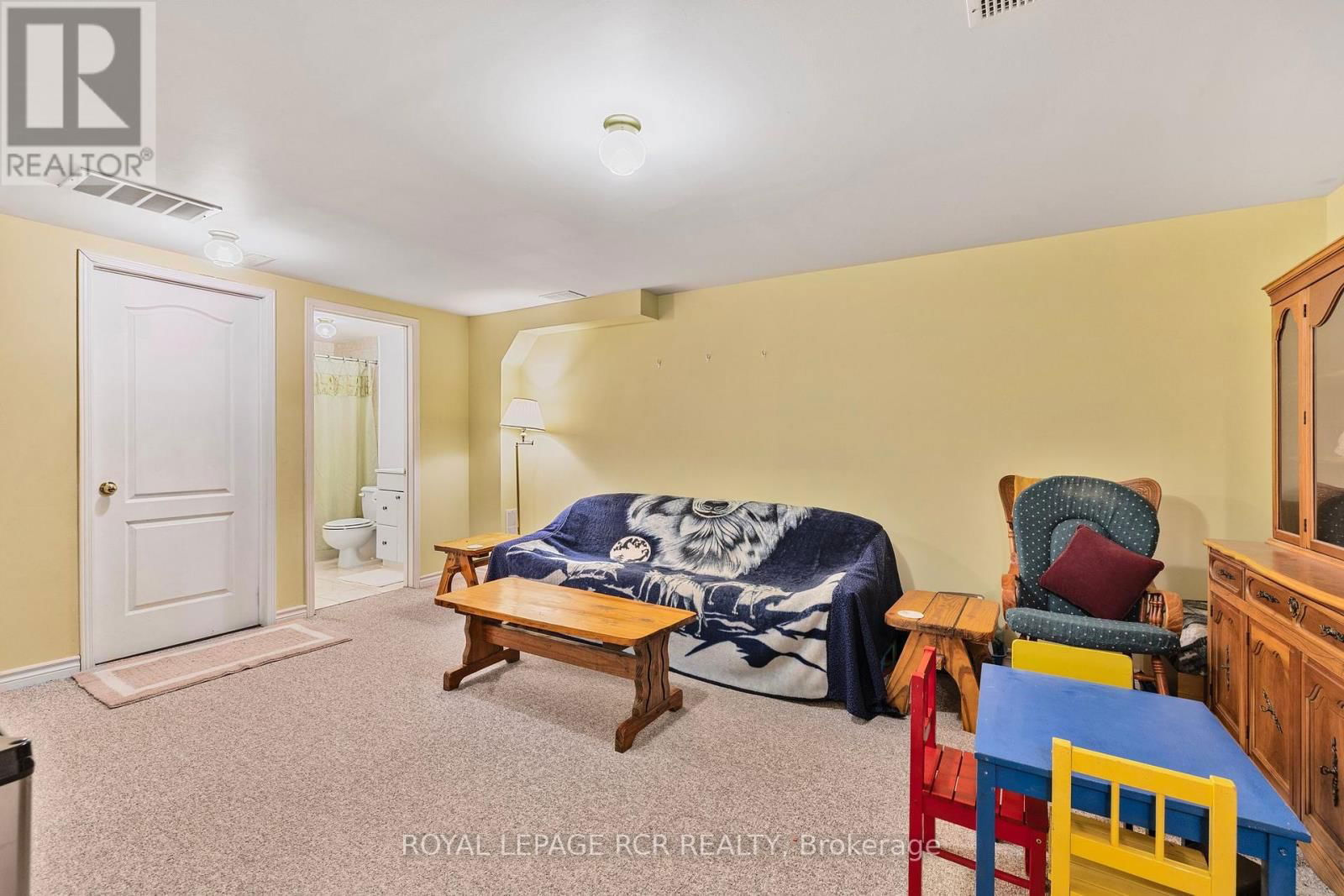 856 MAGNOLIA AVENUE Image 34