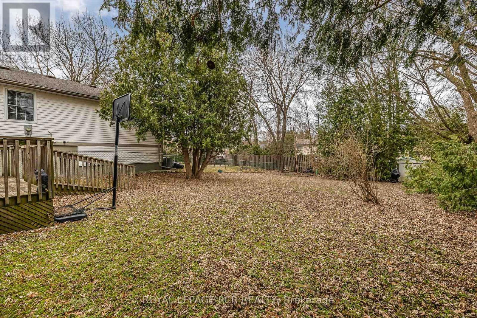 856 MAGNOLIA AVENUE Image 40