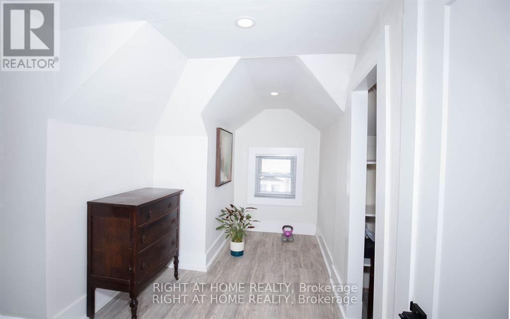 269 PROSPECT STREET Image 15
