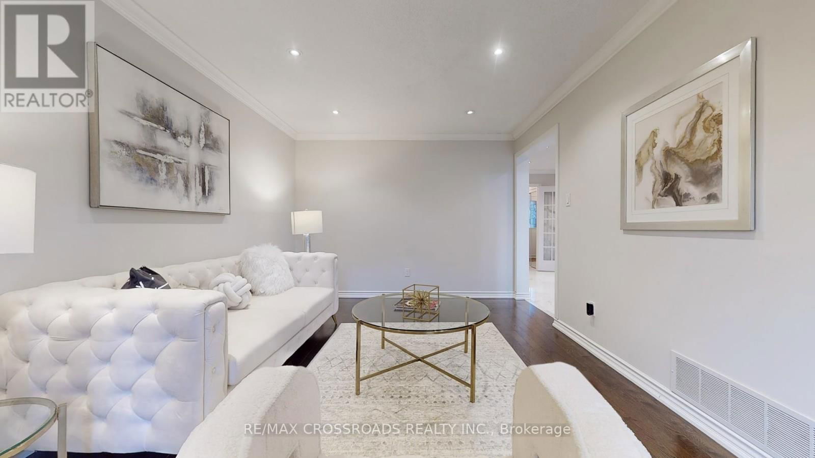 328 ATHA AVENUE Image 10
