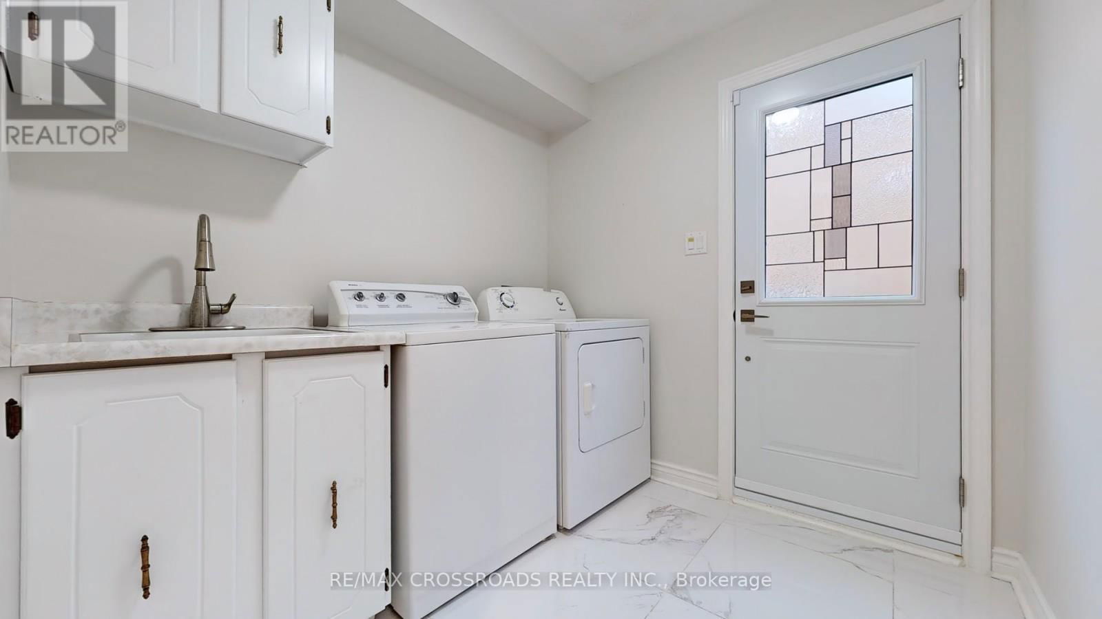 328 ATHA AVENUE Image 20