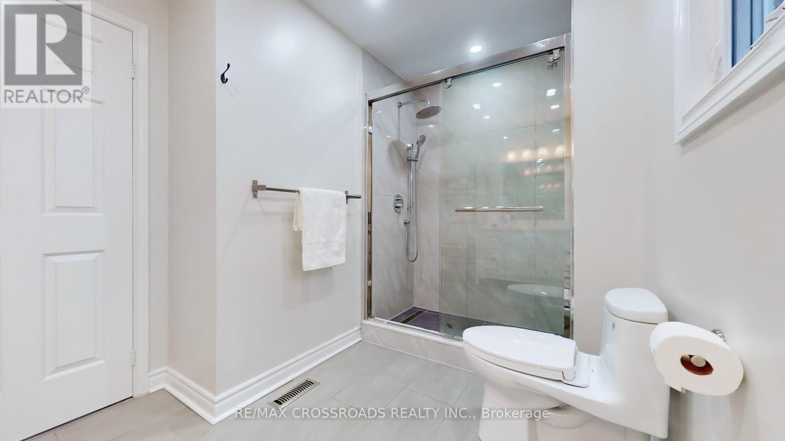328 ATHA AVENUE Image 23