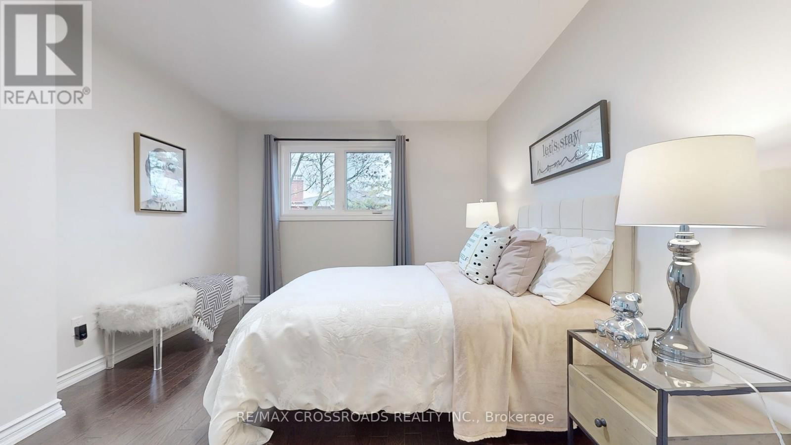 328 ATHA AVENUE Image 24