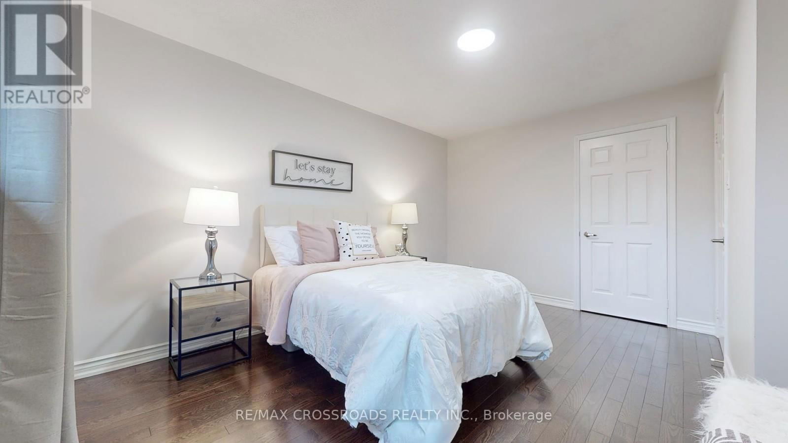328 ATHA AVENUE Image 25