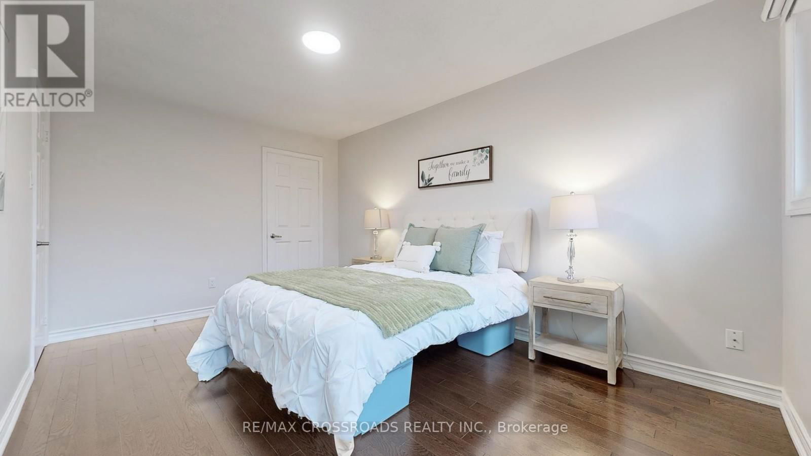 328 ATHA AVENUE Image 27