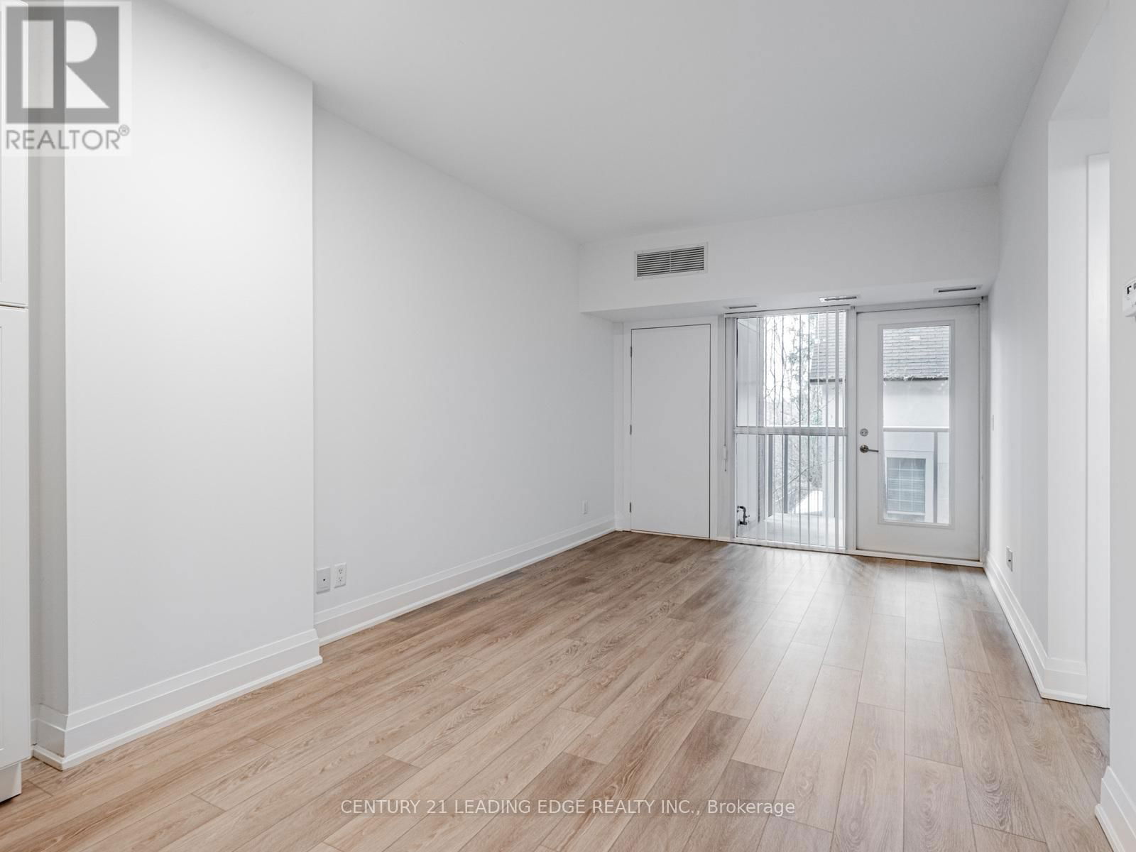 208 - 8302 ISLINGTON AVENUE Image 12