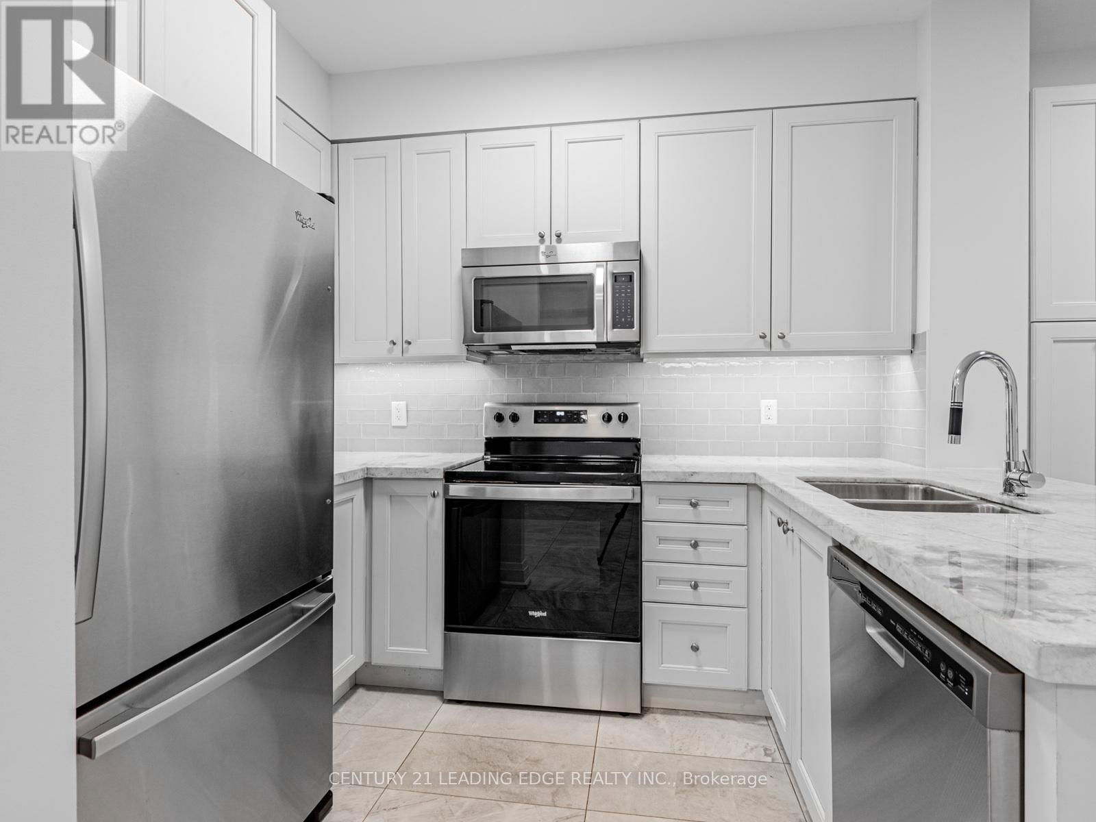 208 - 8302 ISLINGTON AVENUE Image 6